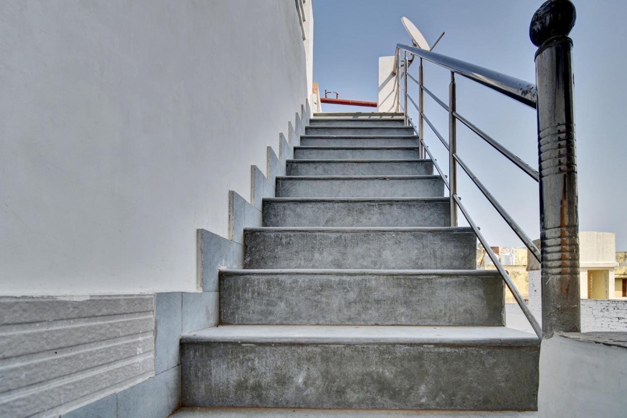 Oyo Flagship Apna Guest House Kota  Exterior photo